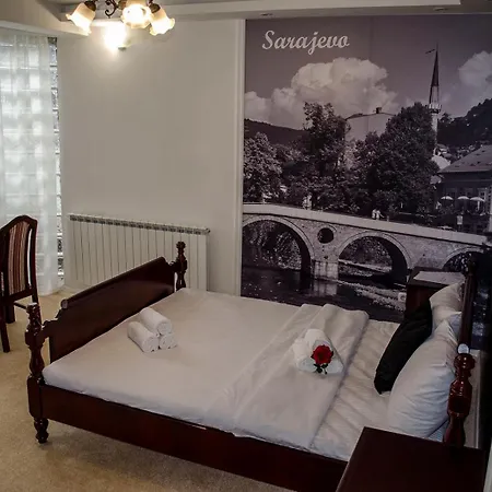 Demi Old Town - Garage Parking Pensión Sarajevo