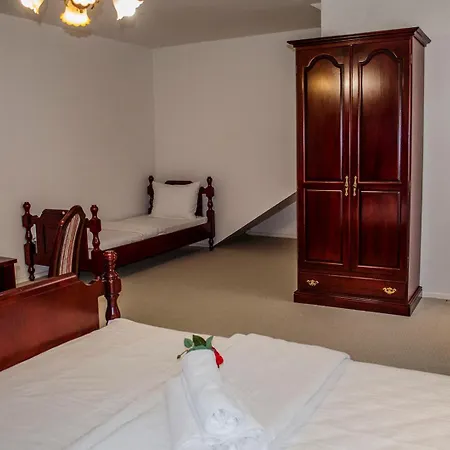 Demi Old Town - Garage Parking Guest house Sarajevo
