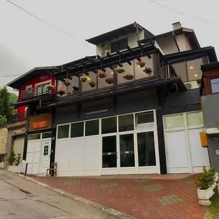 Demi Old Town - Garage Parking 4* Sarajevo