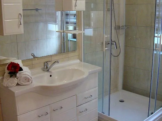 Demi Old Town - Garage Parking 4* Sarajevo